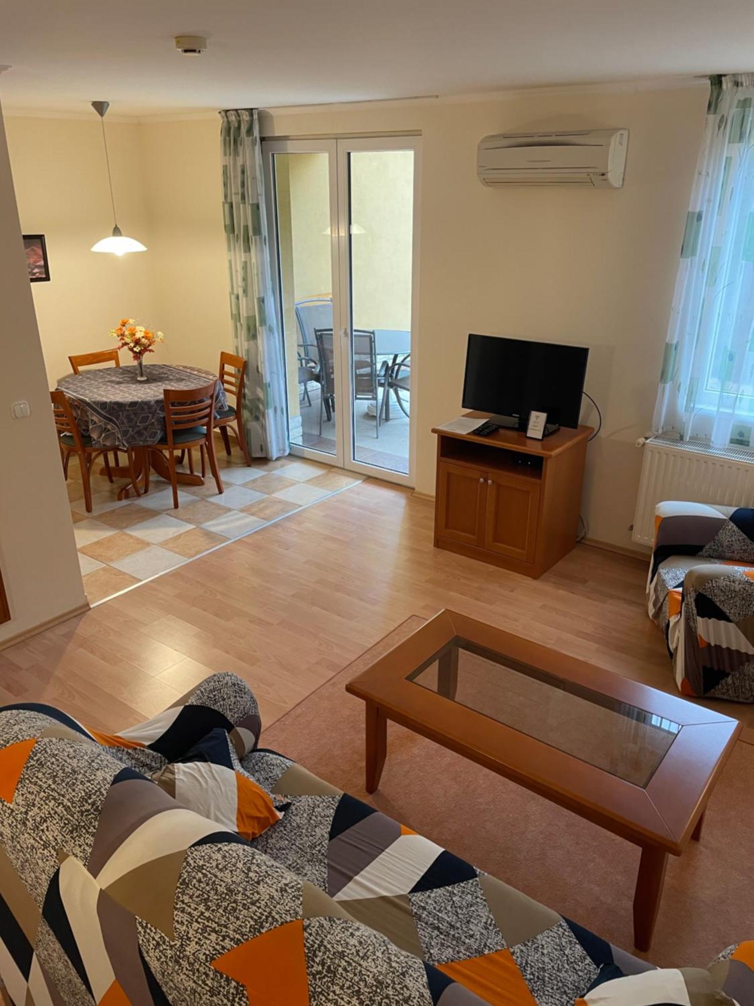 Garda Apartmanház Hévíz Oda fotoğraf