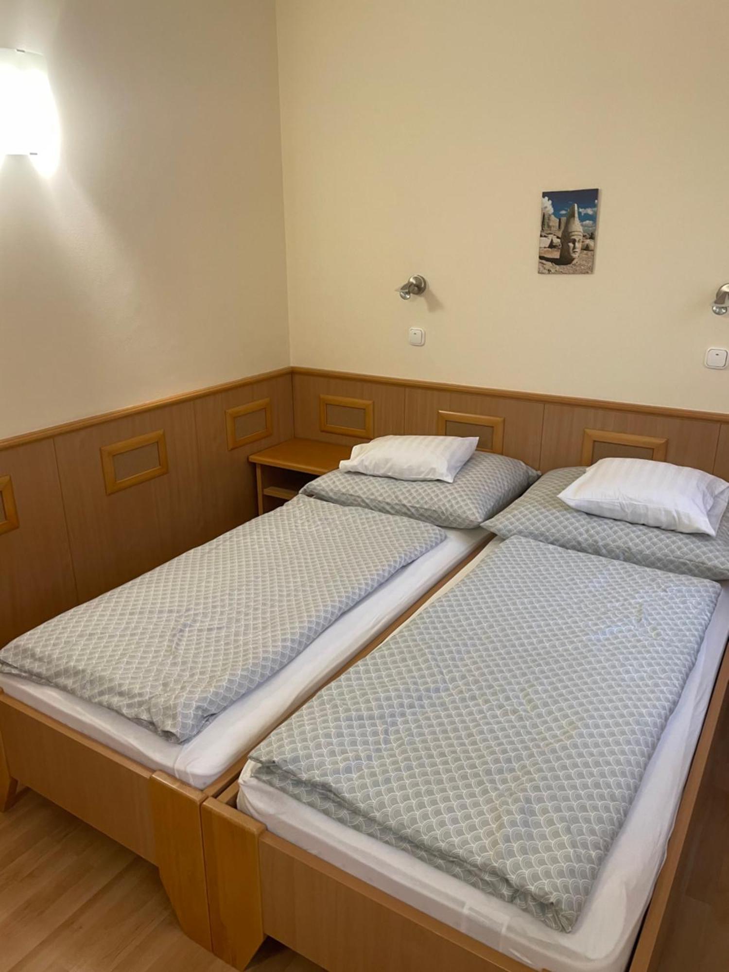 Garda Apartmanház Hévíz Oda fotoğraf