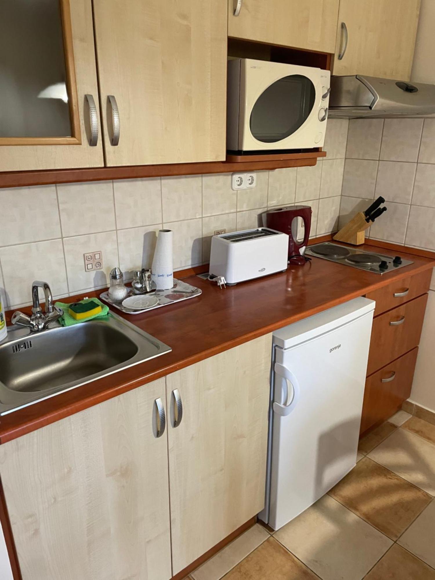 Garda Apartmanház Hévíz Oda fotoğraf